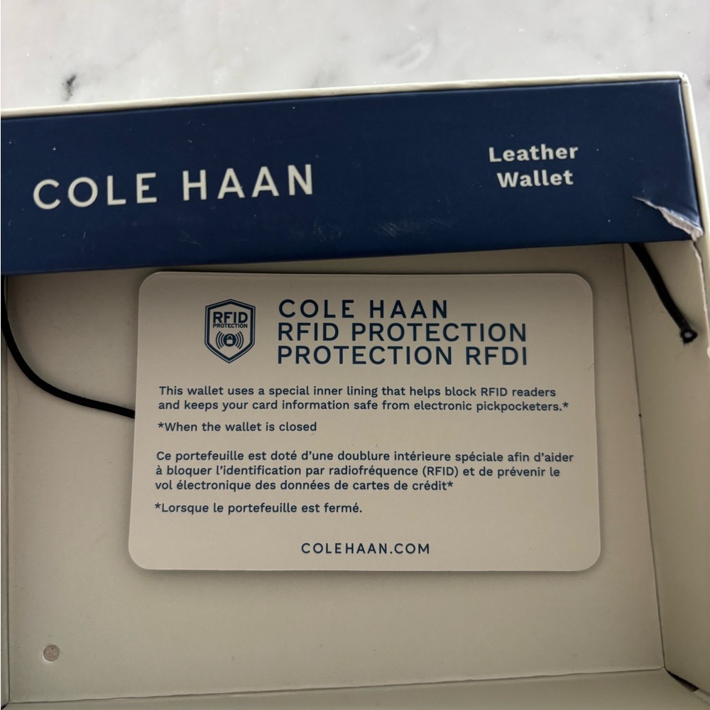 NWT Men's Cole Haan leather wallet - Picture 10 of 10